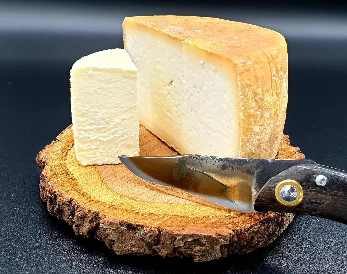 Fromage corse : Tomme de chèvre au lait cru - Passione