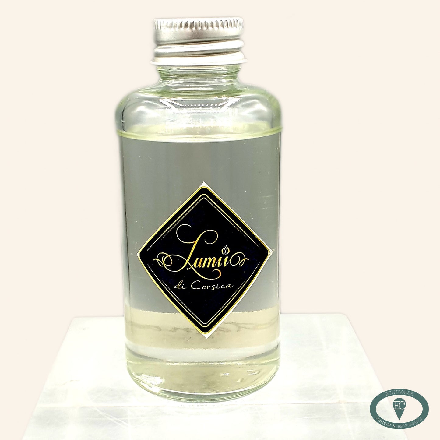 Virginie Morillas - bougies et diffuseurs - parfums corses - produits Corses - Lumii di corsica