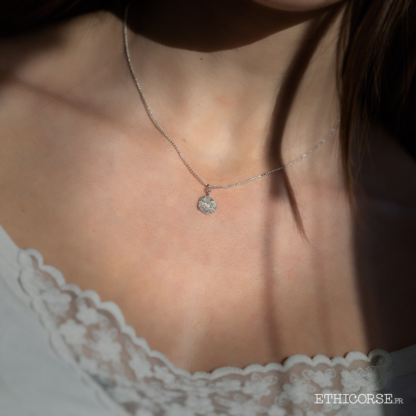 Pendantif en argent - Ecorse de pin Lariccio 01B