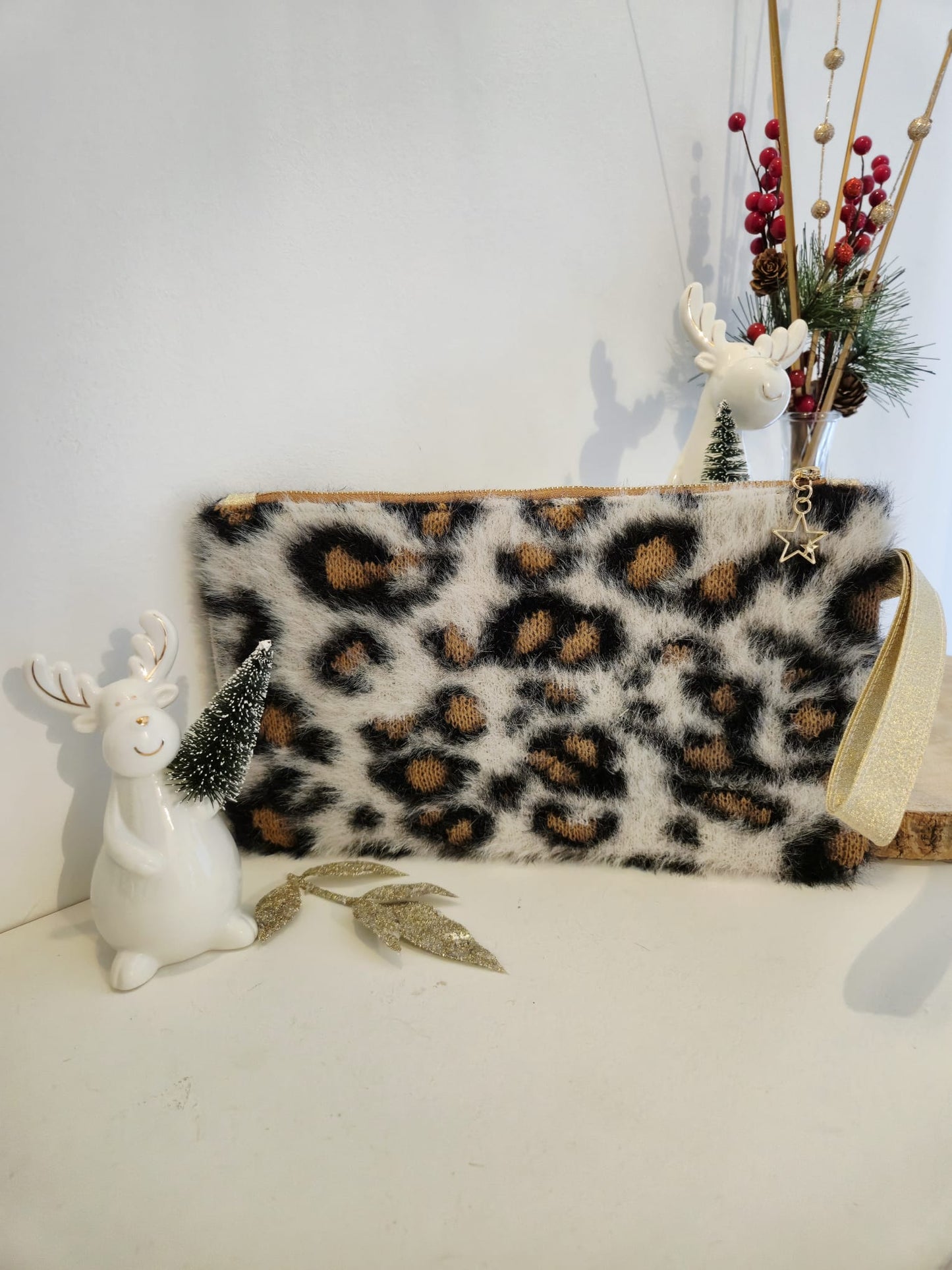 Pochette Léopard – Fait main à Ajaccio par Inde Stella (26 x 15 cm)
