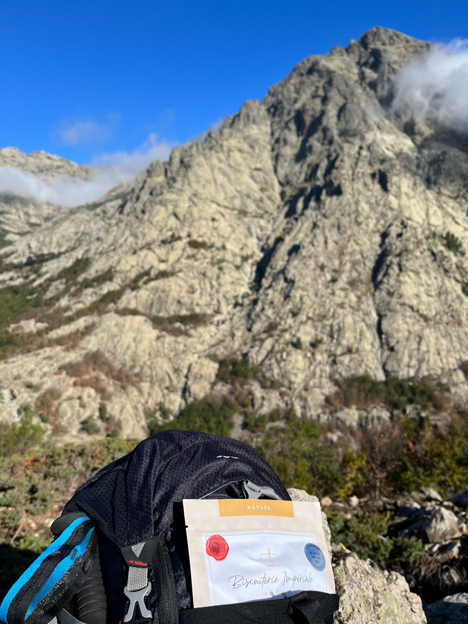 Biscuiterie Impériale - Ethicorse - Nature dans sac à dos