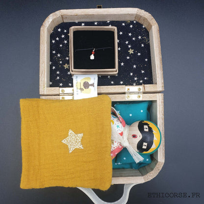 Germès - Ethicorse.fr - tête de bois et fêtu de paille - Coffret naissance
