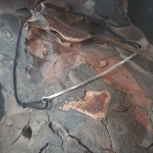Jonc martelé en argent 01A